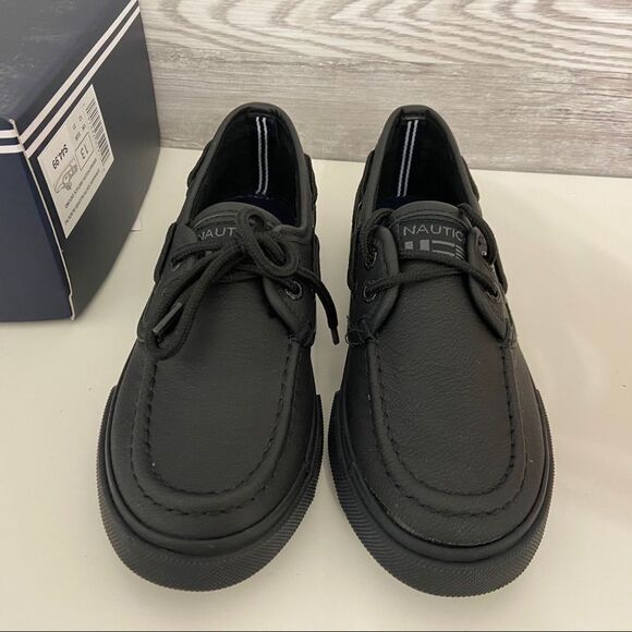 NEW BOYS NAUTICA BLACK BOAT OXFORD SHOES - Picture 3 of 8